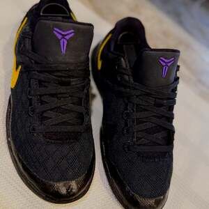 NIKE PRE SCHOOL Kobe 8 Protro PS "Lakers Away"